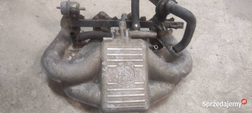 Kolektor ssący BMW E30 m10b18 Kolektory ssące Łódź