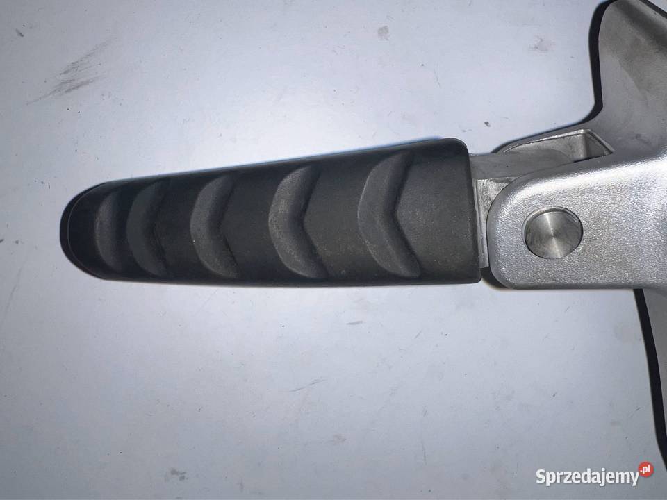 Podnóżek prawy tył BMW F900R K83 Ostrzeszów