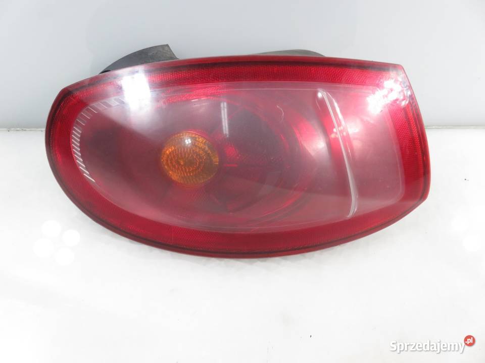 LAMPA PRAWA TYLNA FIAT BRAVO II 198 osobowe