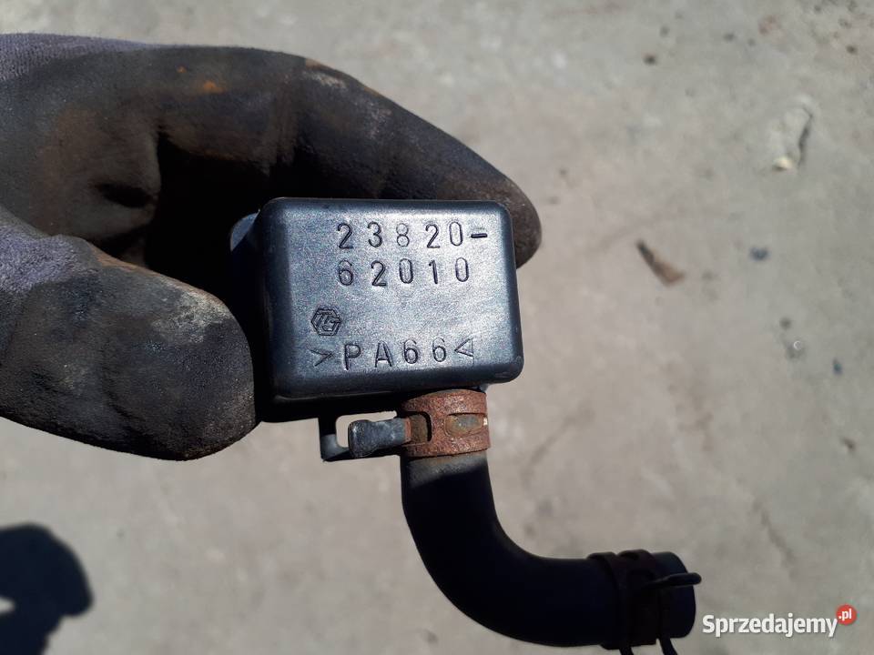 Czujnik podciśnienia 14 VVTI Corolla E11 Sandomierz