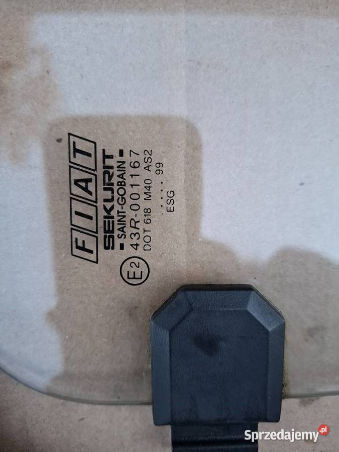 Szyby uchylne uchylane Fiat 126p Maluch sprzedam