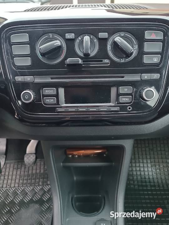 Volkswagen UP salon Polska klima mały przebieg manualna Kołbiel