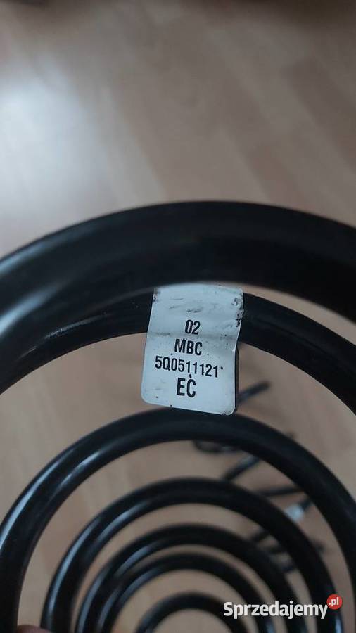 SPRĘŻYNA ZAWIESZENIA TYŁ VW GOLF VII SEAT LEON Zawieszenie i układ kierowniczy Szczecin sprzedam