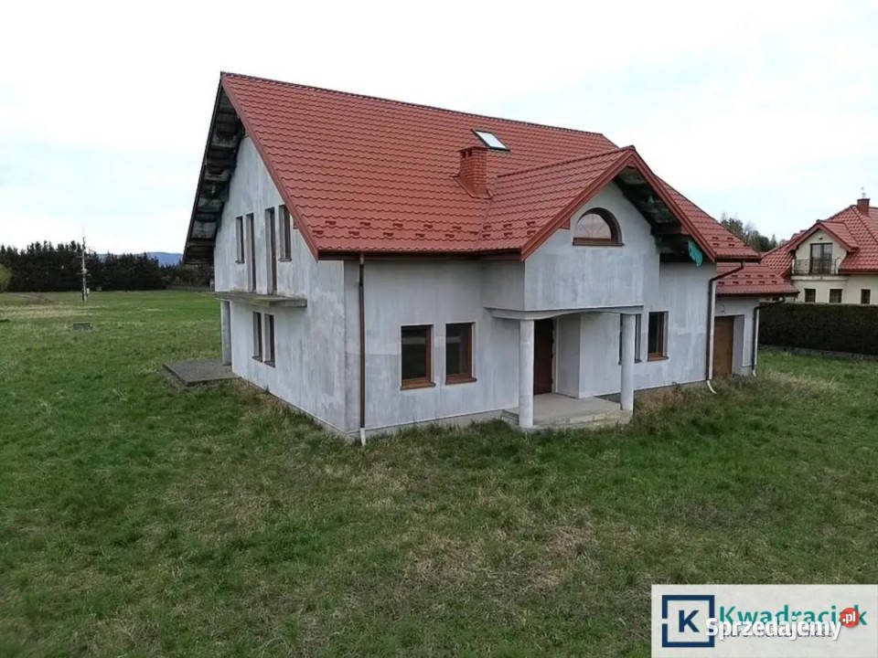 sprzedaży domu wolnostojącego 258m2 Moderówka Rok budowy 2008