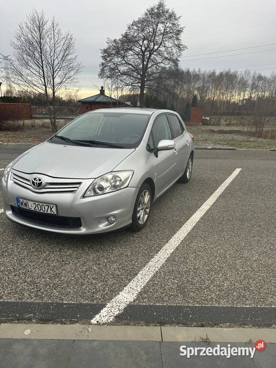 Toyota Auris 20 TDI 2011 Tłuszcz