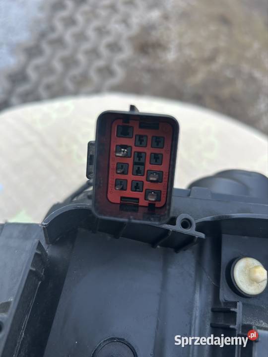 Lampa Volvo s60 2015 osobowe mazowieckie Dobre sprzedam