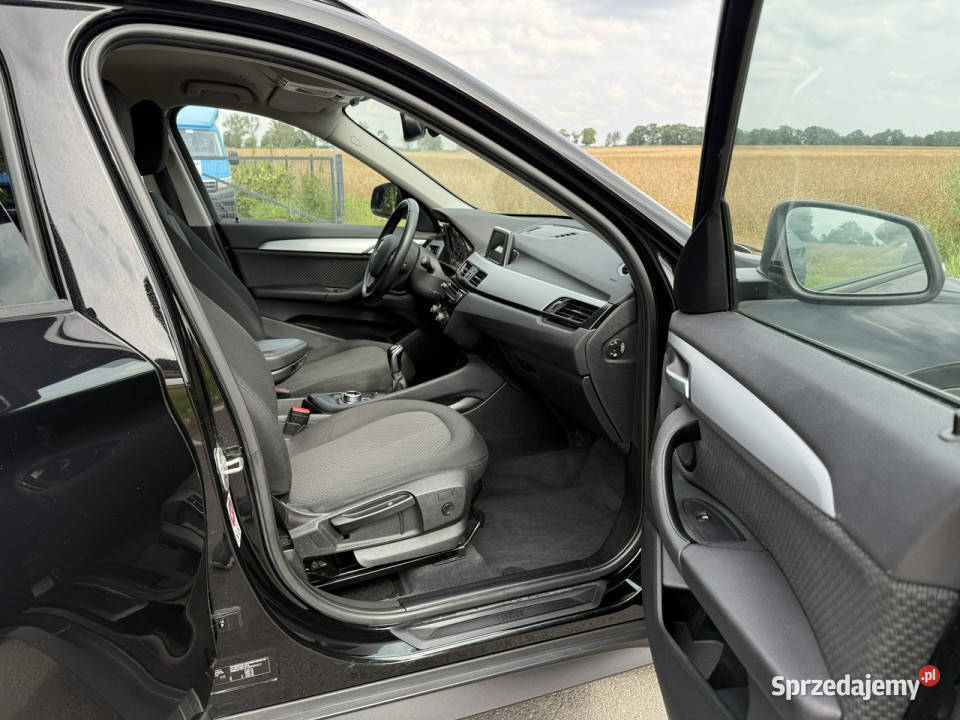 BMW X1 20d xDrive B47 z Niemiec Serwis ASO światła LED Ocice