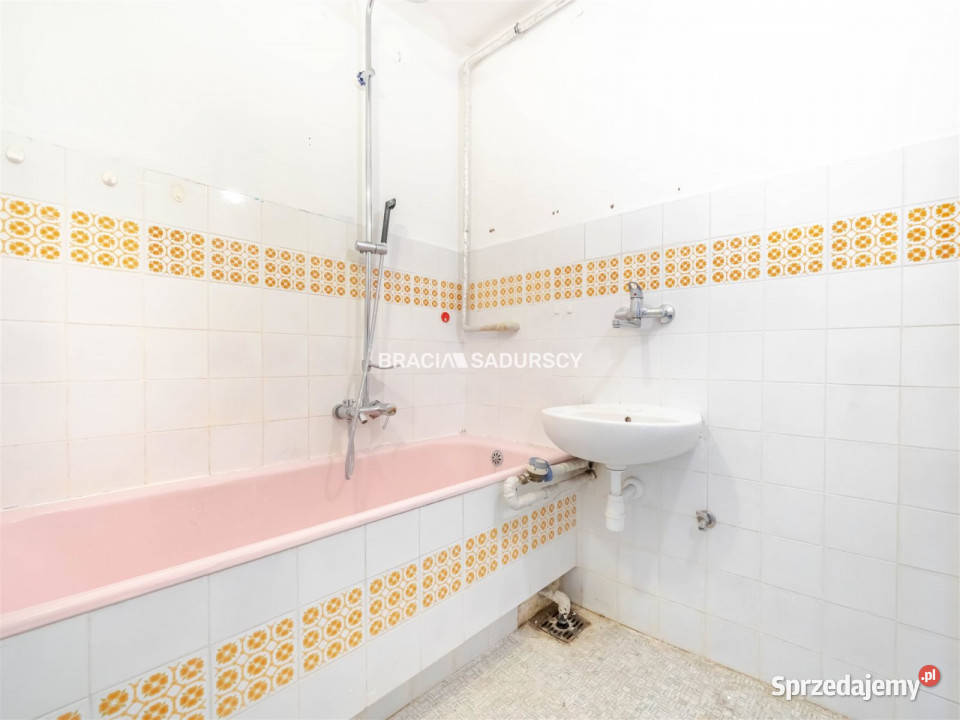 Mieszkanie 5822m2 3 pokoje Kraków Spółdzielców