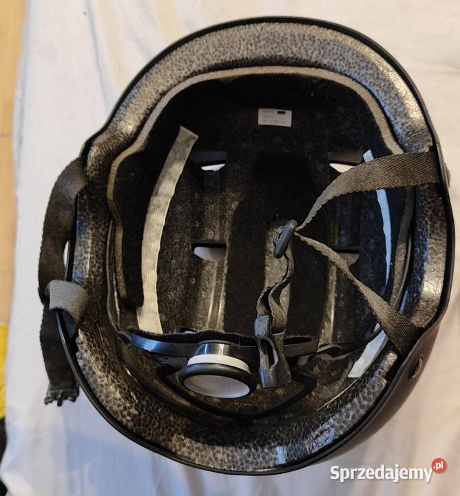 Kask czarny BTwin M warmińsko-mazurskie Olsztyn sprzedam