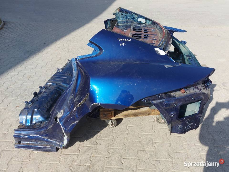 Porsche Taycan GTS 9J1 2023r Błotnik ćwiartka osobowe