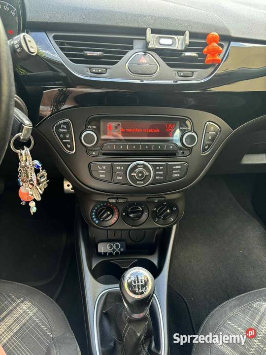 Opel Corsa E 14l BENZYNA bogate wnętrze min 90KM Gościnna sprzedam