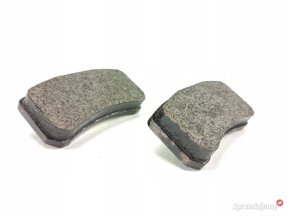 KLOCKI HAMULCOWE TYŁ MITSUBISHI GALANT VI 20