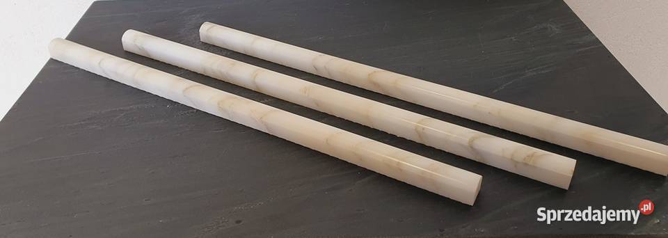 Wałek marmurowy ścienny Bianco Calacatta Gold Bielawa