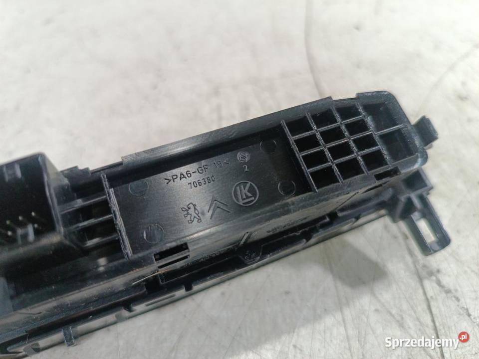 PANEL PRZEŁĄCZNIK ŚWIATEŁ AWARYJNYCH PEUGEOT RCZ