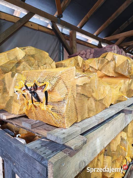 Brzoza buk suche drewno na ognisko grilla