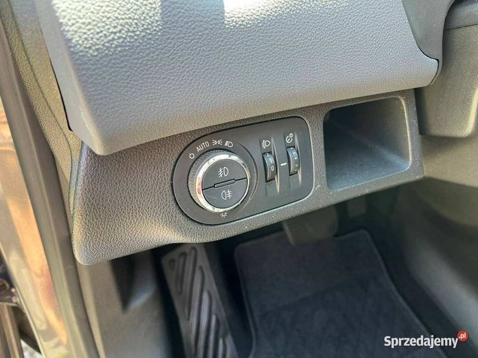 Opel Meriva 14 Turbo 120 Automat Czujniki isofix