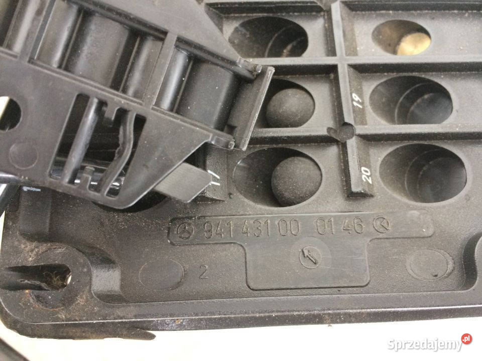 Osłona Obudowa Przewody ACTROS 9414310001 46 Maszewo sprzedam