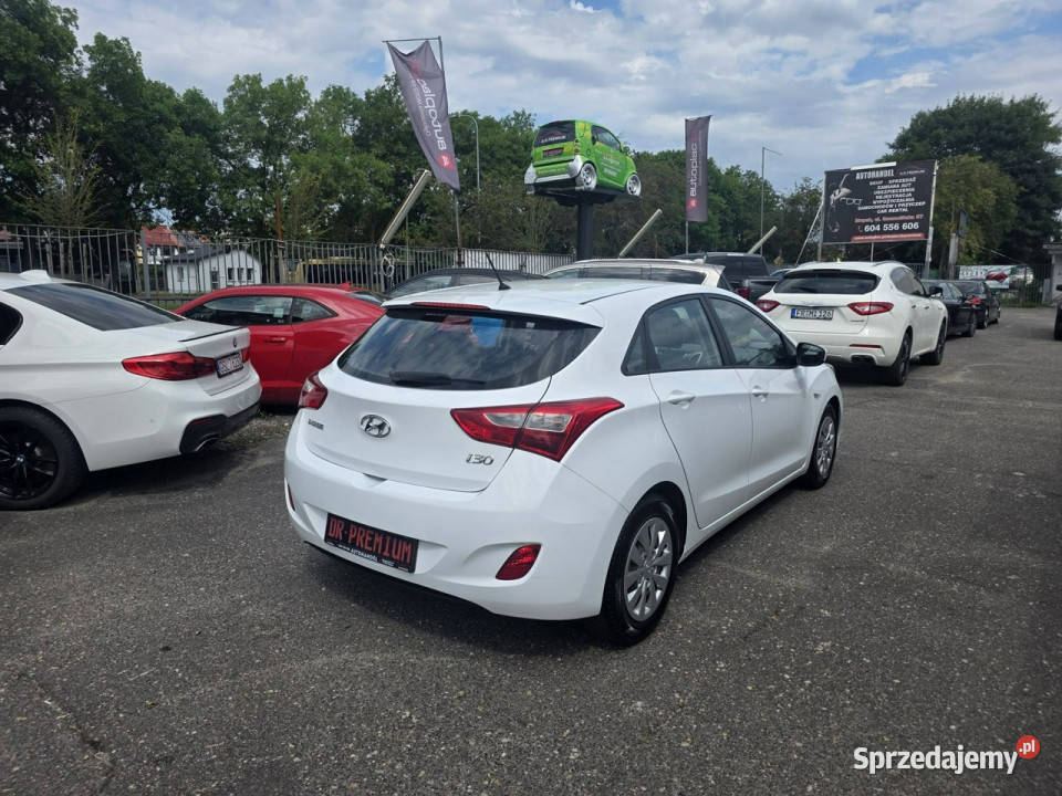 Hyundai i30 16 CRDI 110 Klimatyzacja Isofix USB pomorskie Słupsk