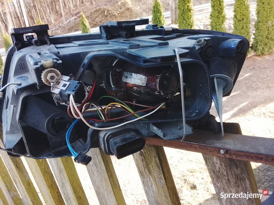 Lampy przód audi A6 C5 A6 Pinczyn