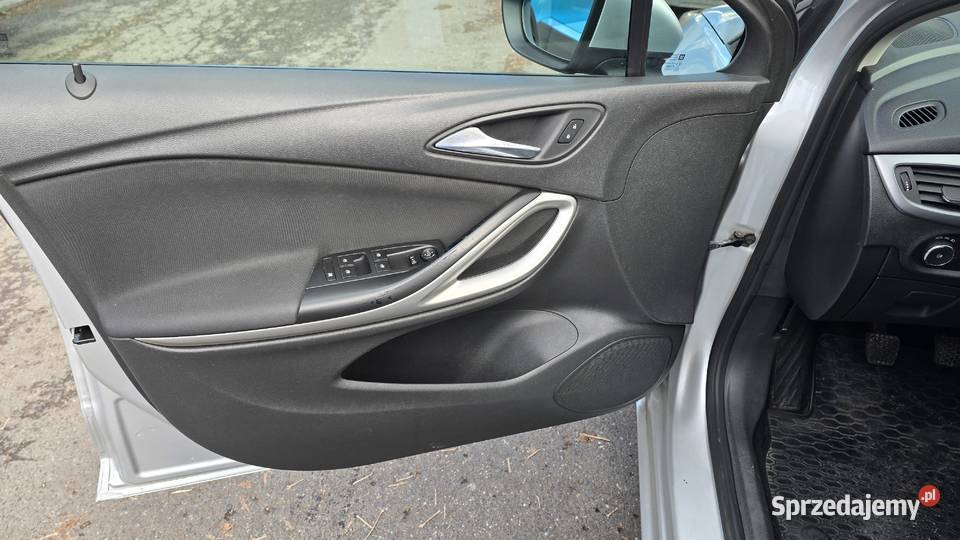 Opel Astra pełna historia 2018r 338000km