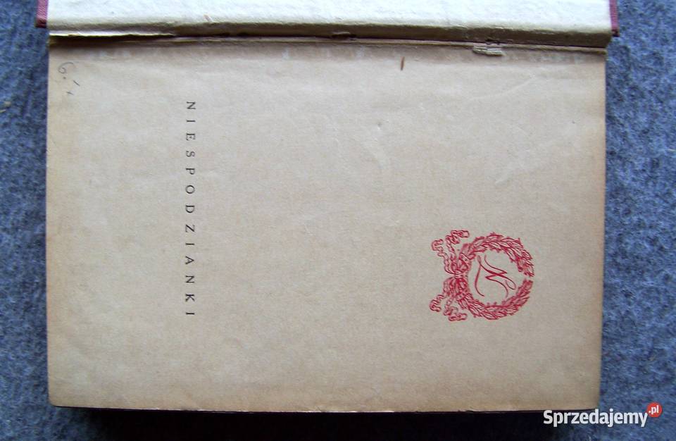 NIESPODZIANKI Aurelja Wyleżyńska