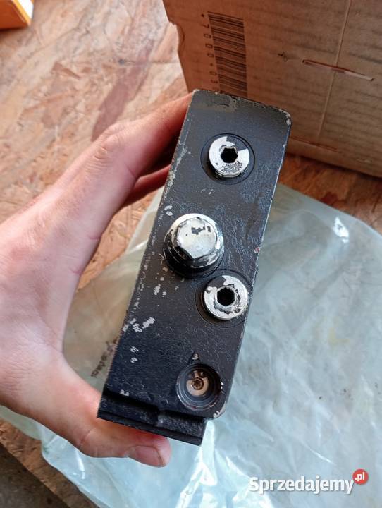 płyta blok hydrauliczny rozdzielacz DeutzFahr Koszanowo