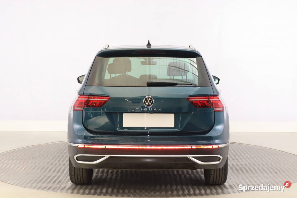 VW Tiguan 15 TSI szyberdach