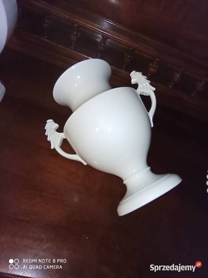 Wazon amfora z gryfami Biała porcelana pomorskie Gdańsk