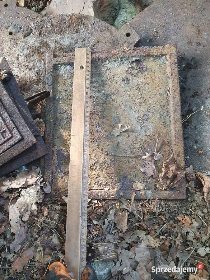 Stary żeliwny szyber przepustnica do pieca