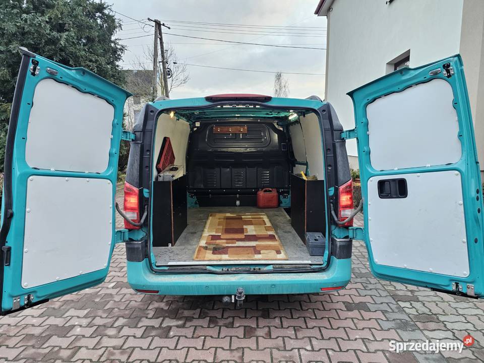 Mercedes Vito 2016r 21 CDI 3osobowy Trzydnik Duży