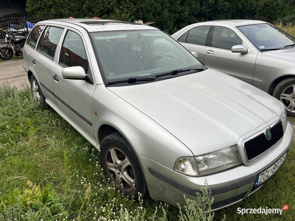 Skoda octavia kombi 16 benzyna Łochowice