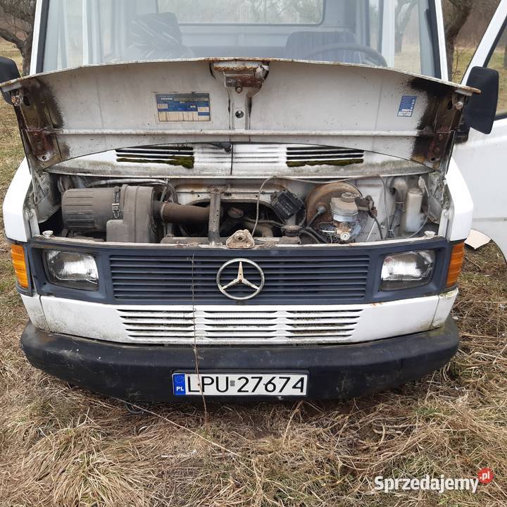 Mercedes 208 23D Kaczka Doka klasyk najazd manualna Przyłęk
