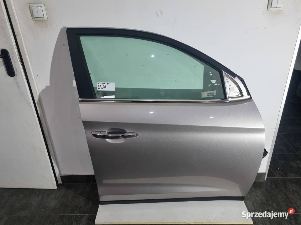 DRZWI PRAWY PRZOD Y3Y HYUNDAI TUCSON III 1520 Skierniewice