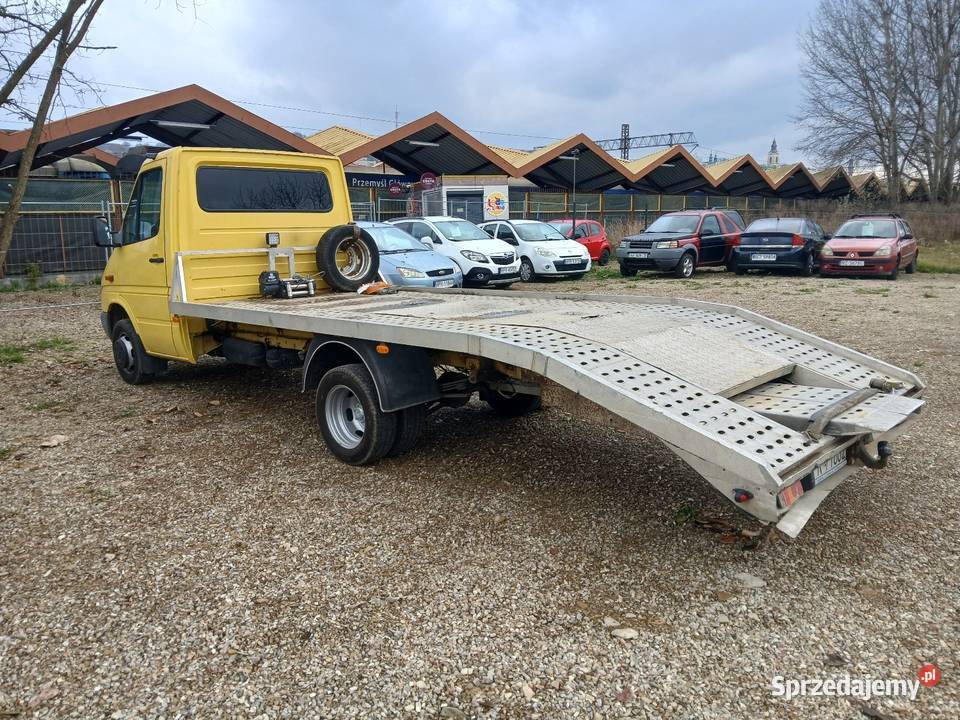 Mercedes sprinter auto laweta 27cdi bliźniak 2700cm3 Przemyśl