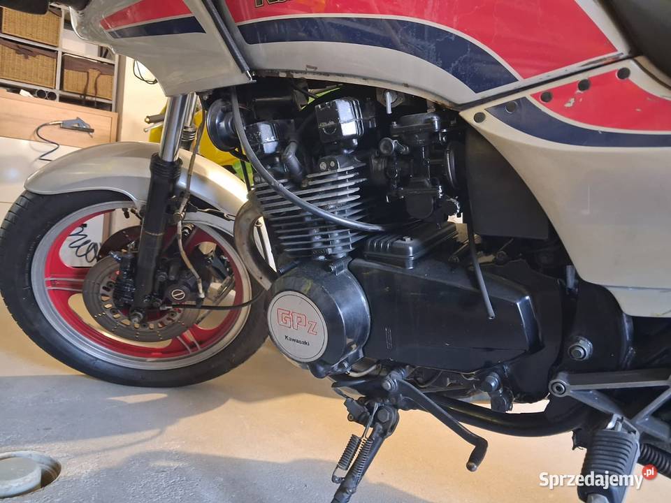 Sprzedam Kawasaki GPz 550 1986r UniTrack Gowino