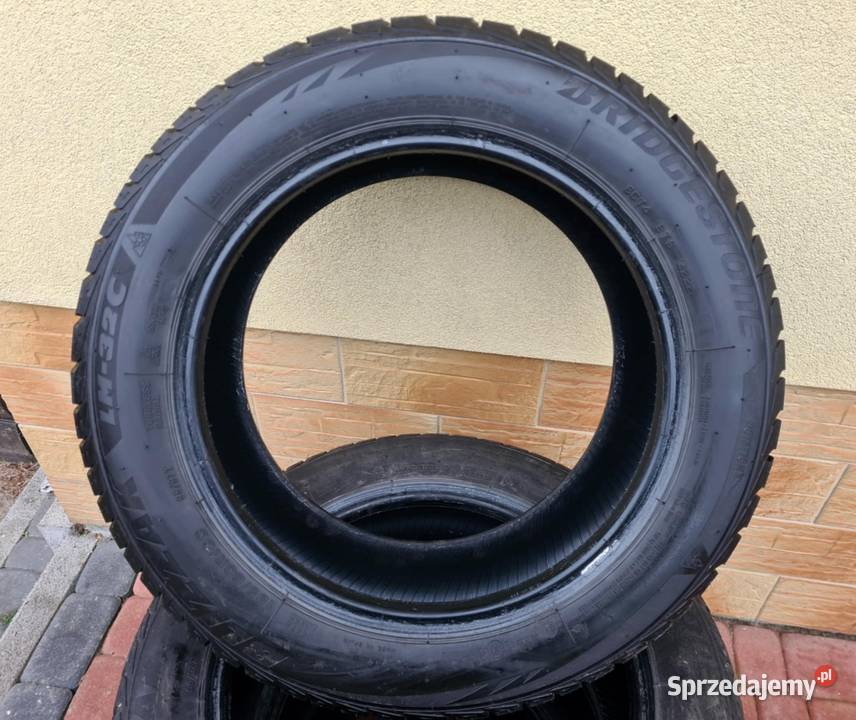 Opony Brigestone Blizzak LM32C 19560R16C 9997T Lubenia