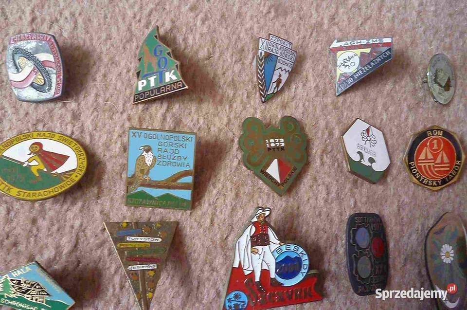 ZESTAW ODZNAK PTTK STARE I INNE 82 Kraków