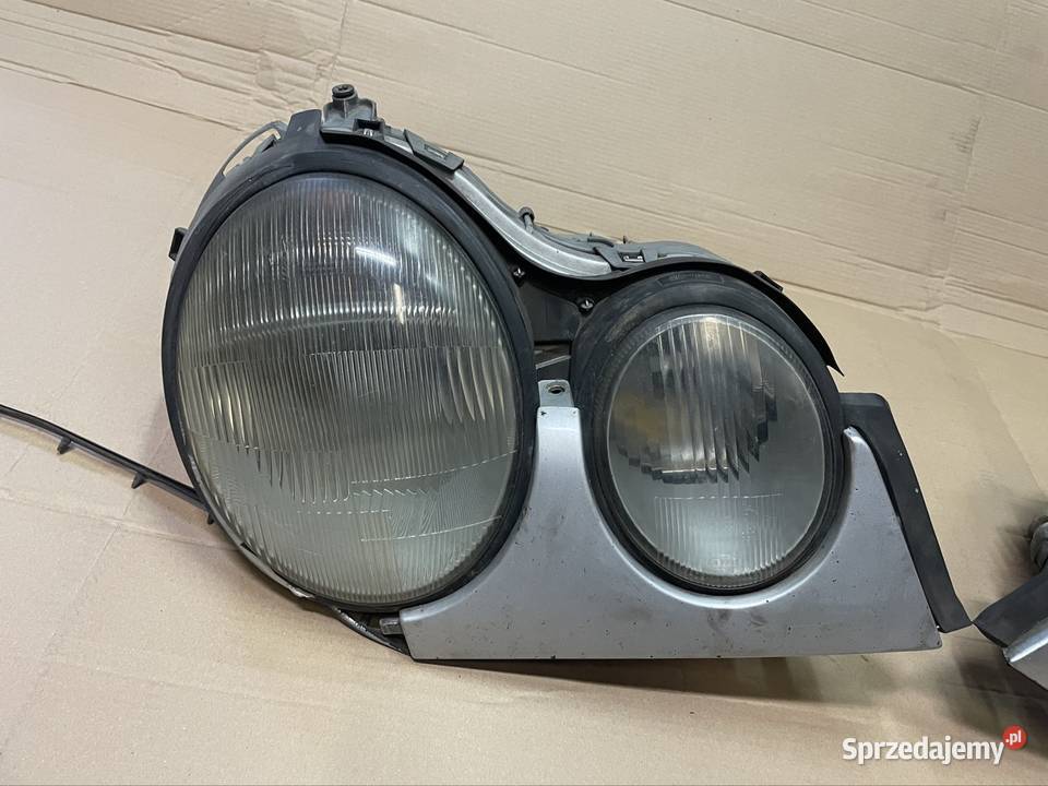 Reflektor lampa przód lewa prawa mercedes e w210 Lampy przednie Szczecin