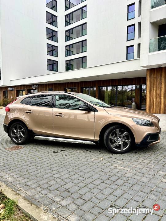 Volvo v40 Cross Country 16 d2 115KM łódzkie Grabów sprzedam