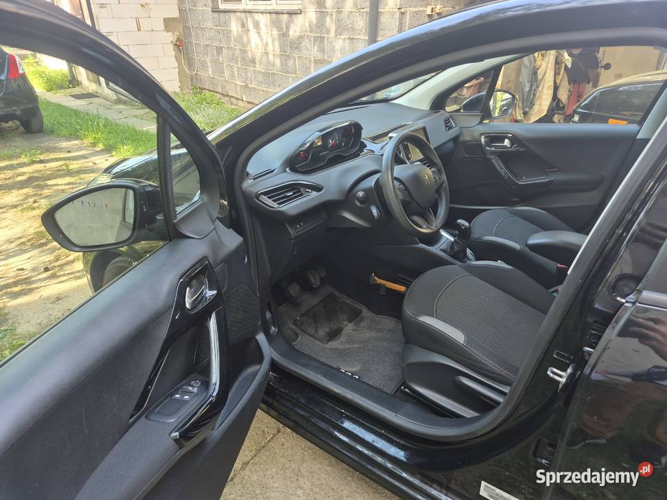 Peugeot 208 12 benzyna Nowy rozrząd i olej łódzkie