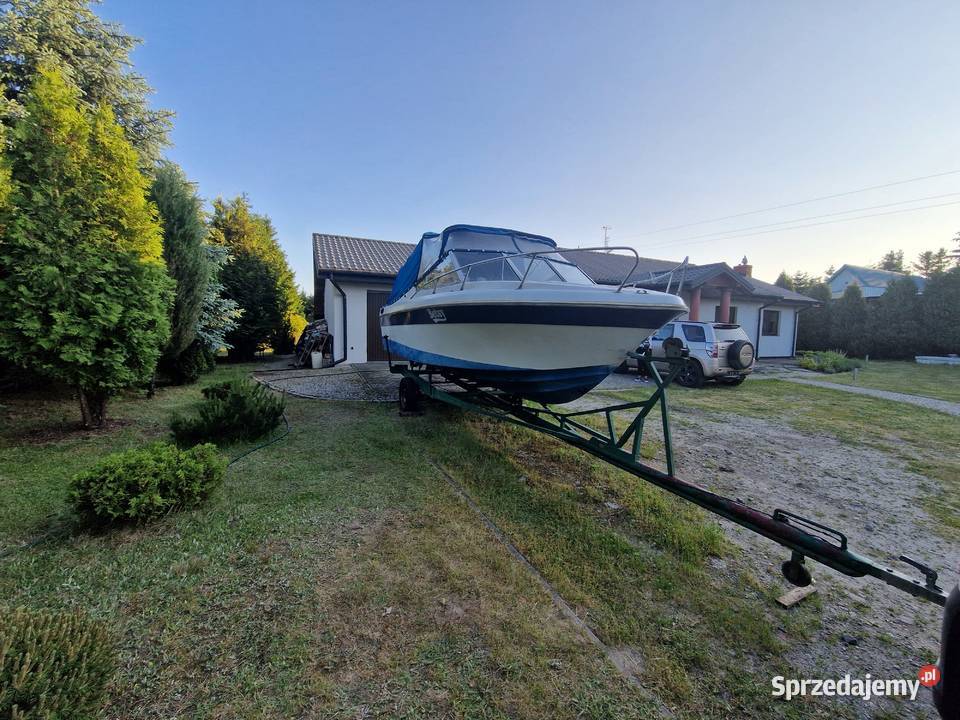 Łódź kabinowa z naczepą komplet Włocławek