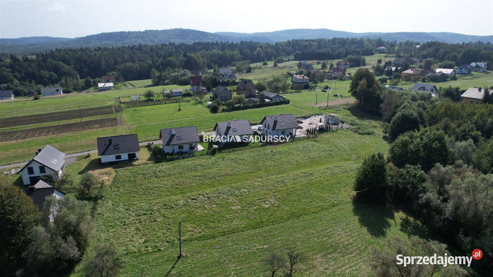 Grunt Krzywaczka 7693m2