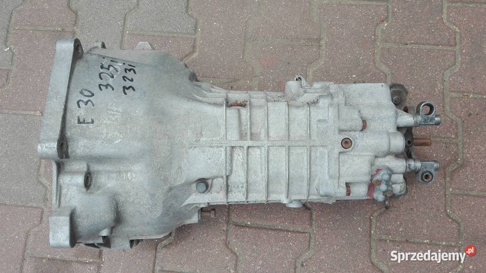 BMW E30 WSZYSTKIE CZĘŚCI łódzkie Rąbień AB sprzedam