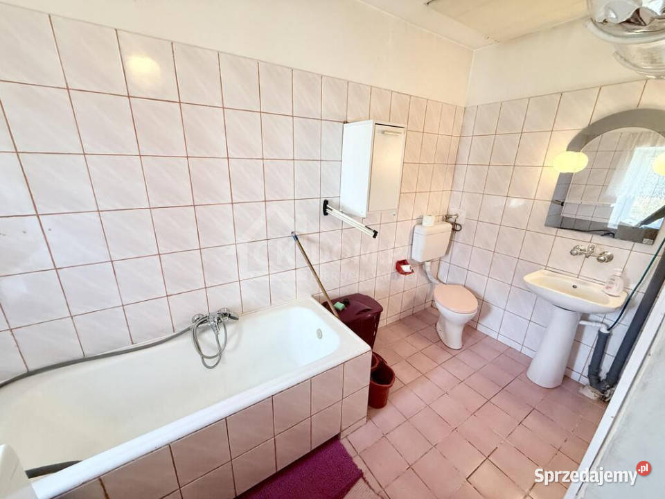 Dom Kielce Biesak działka 901m2 sprzedam