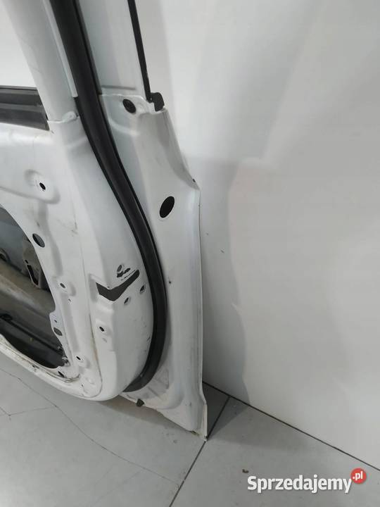 DRZWI PRAWE PRZÓD PYW Hyundai i30 II 20112017 Drzwi świętokrzyskie
