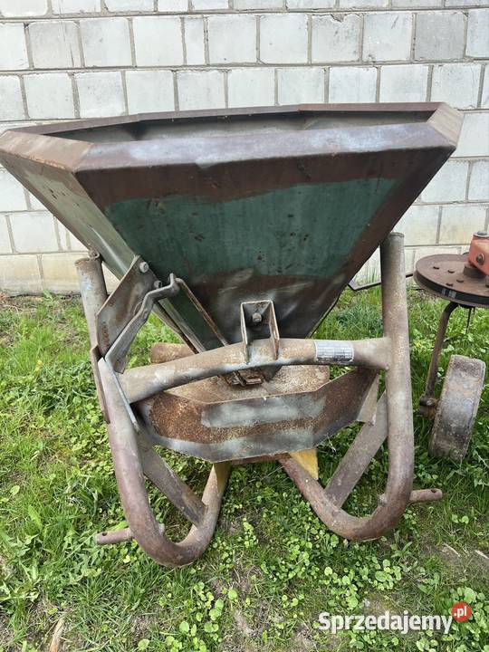 sprzedam rozsiewacz nieuszkodzony Nockowa