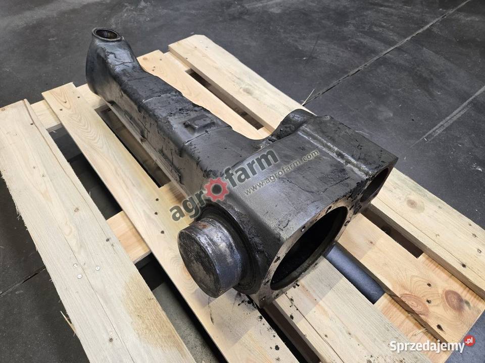 Obudowa przedniego mostu Renault Ceres Cergos