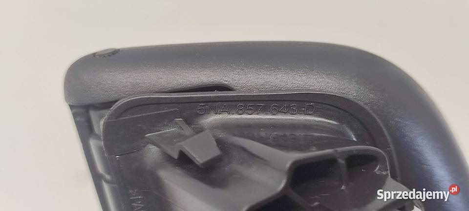 VW TIGUAN II RĄCZKA PODSUFITKI 5NA857643D