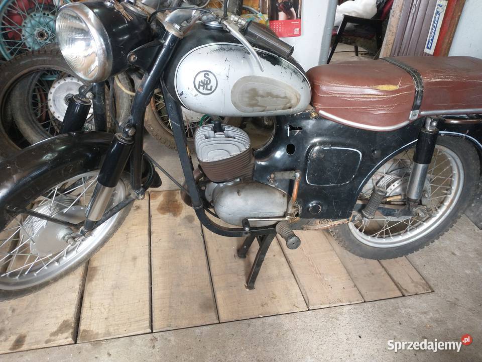 SHL M11 z 1963 roku z dokumentami lubelskie Nowy Folwark