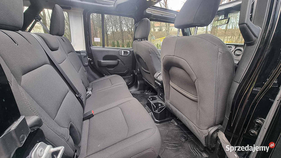 Jeep Wrangler Unlimited JLU Willys małopolskie Stary Wiśnicz